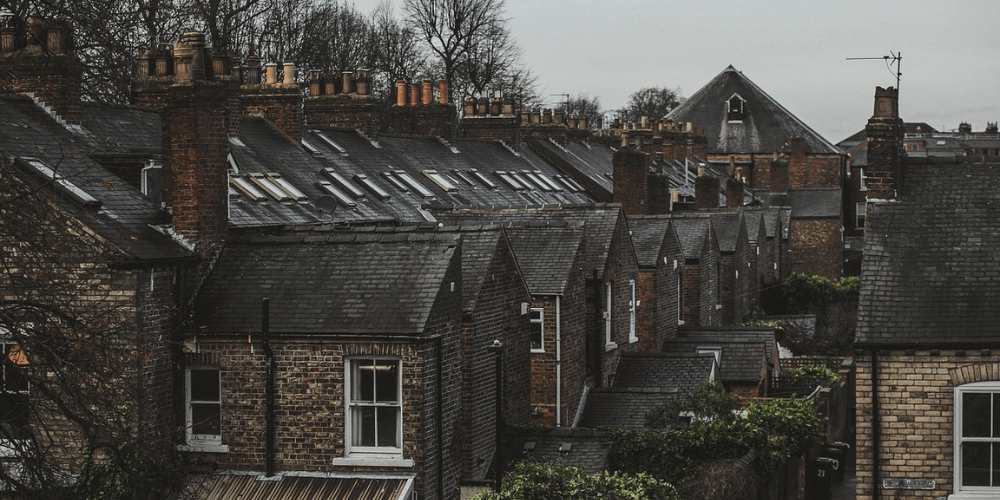 Roofing in Surrey, reparations, property care, roofing tiles, repair